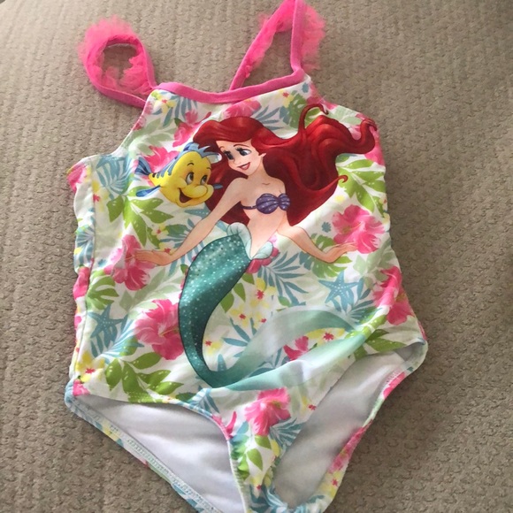 Disney Other - 5t swim suit